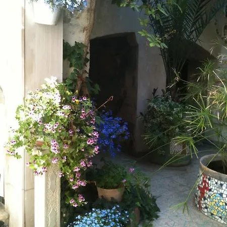 Bed & Breakfast I Tetti Di Siciliando *